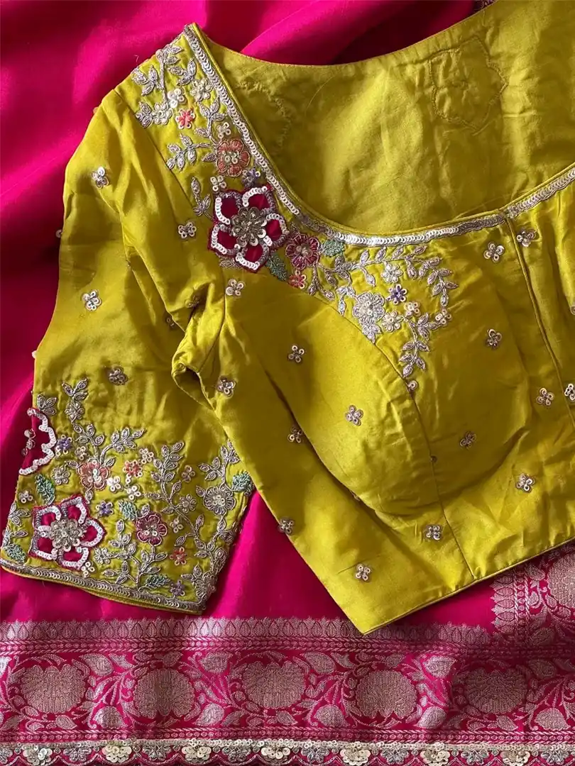 Exquisite Banarasi munga silk sarees - Image 3