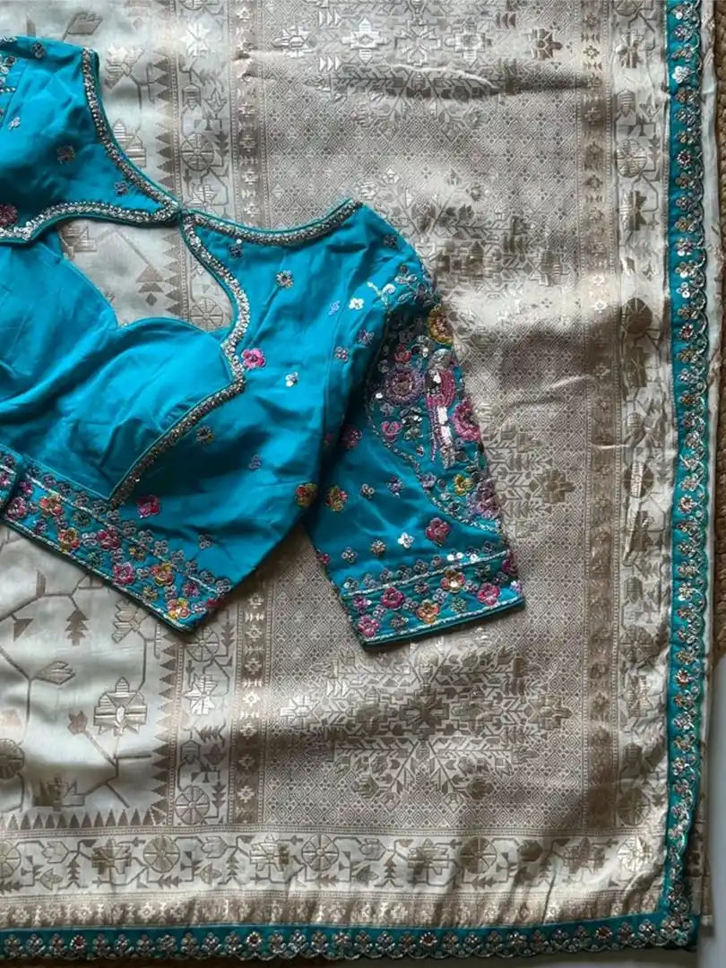 Beautiful soft Banarasi munga silk sarees - Image 2
