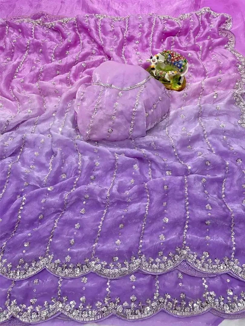Launch Grand party wear saree - Image 3